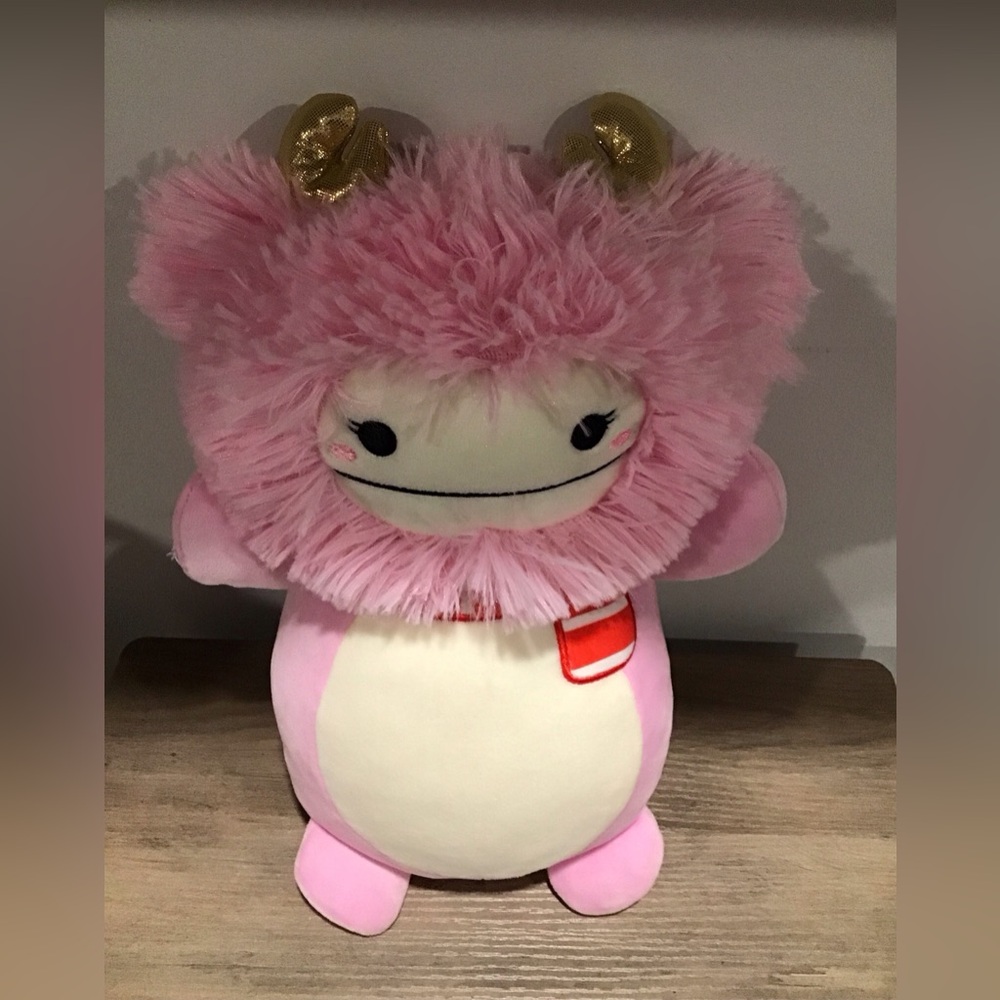 Squishmallows HugMees Brina the Pink Bigfoot 10" Christmas Scarf Plush Doll Toy